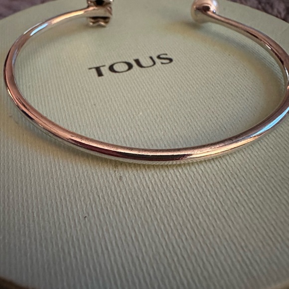 Tous bracelet with a freshwater pearl and onix. Sterling Silver& adjustable. - Picture 3 of 3